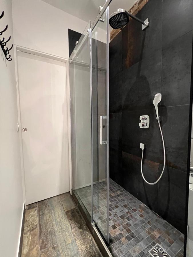 Good Vibes Luxurious Loft In Paris 11Th, With Ac & Table Football Exterior photo